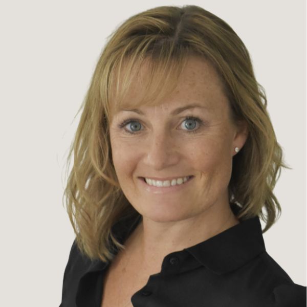 Dr. Jenna Davis