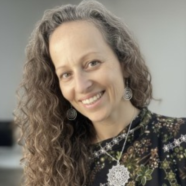Dr. Neta Weiss